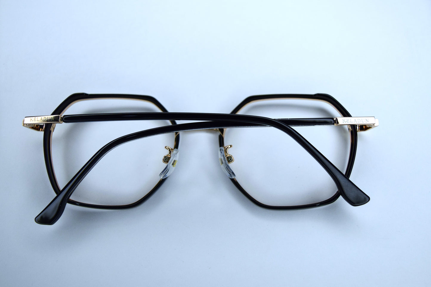 Ocnik Elegant Geometric Metal Eyeglass Frame for Women