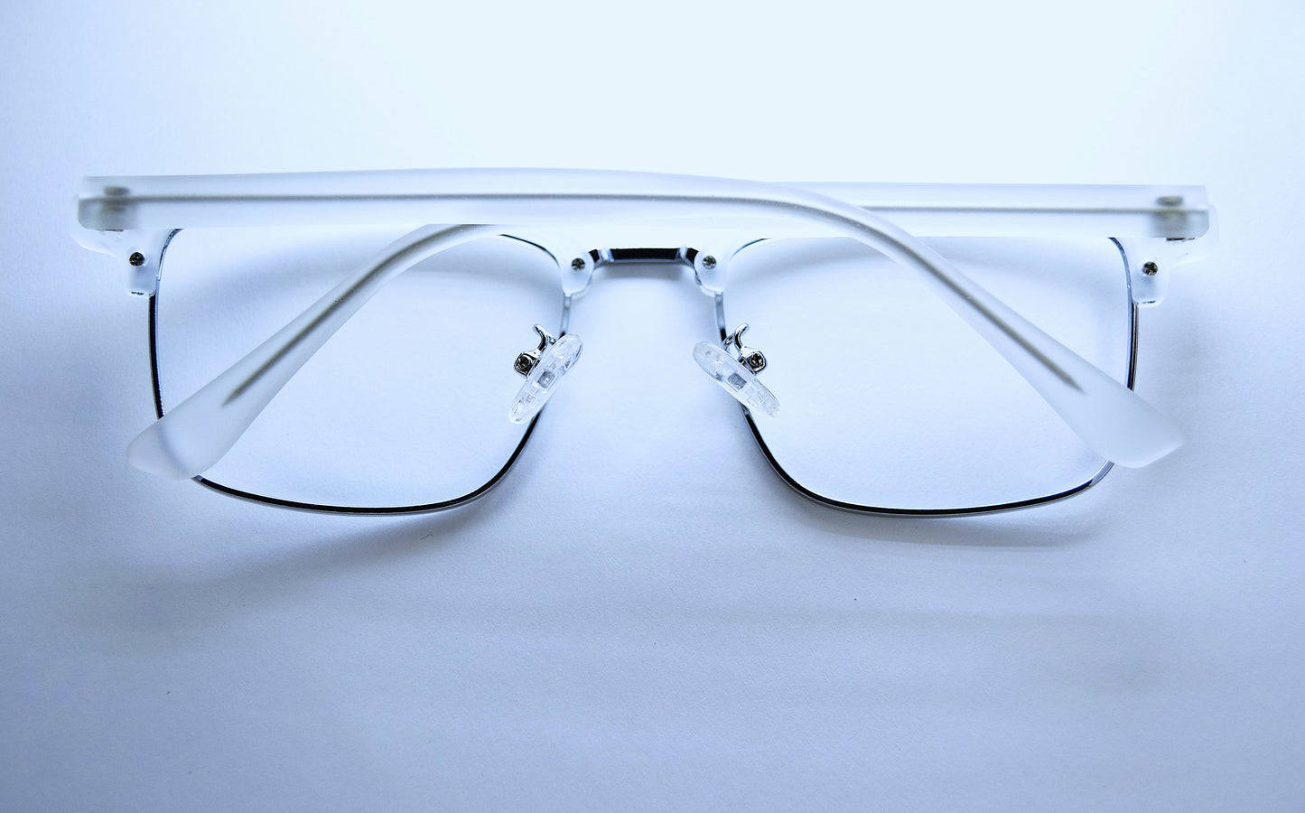 OCNIK PREMIUM WHITE BROWLINE  FRAME